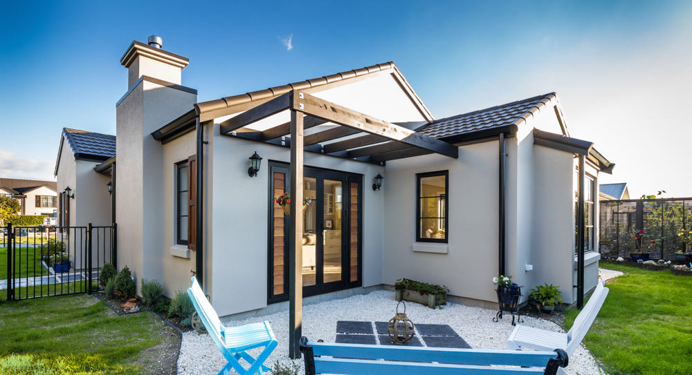 King Residence Outdoor Deck